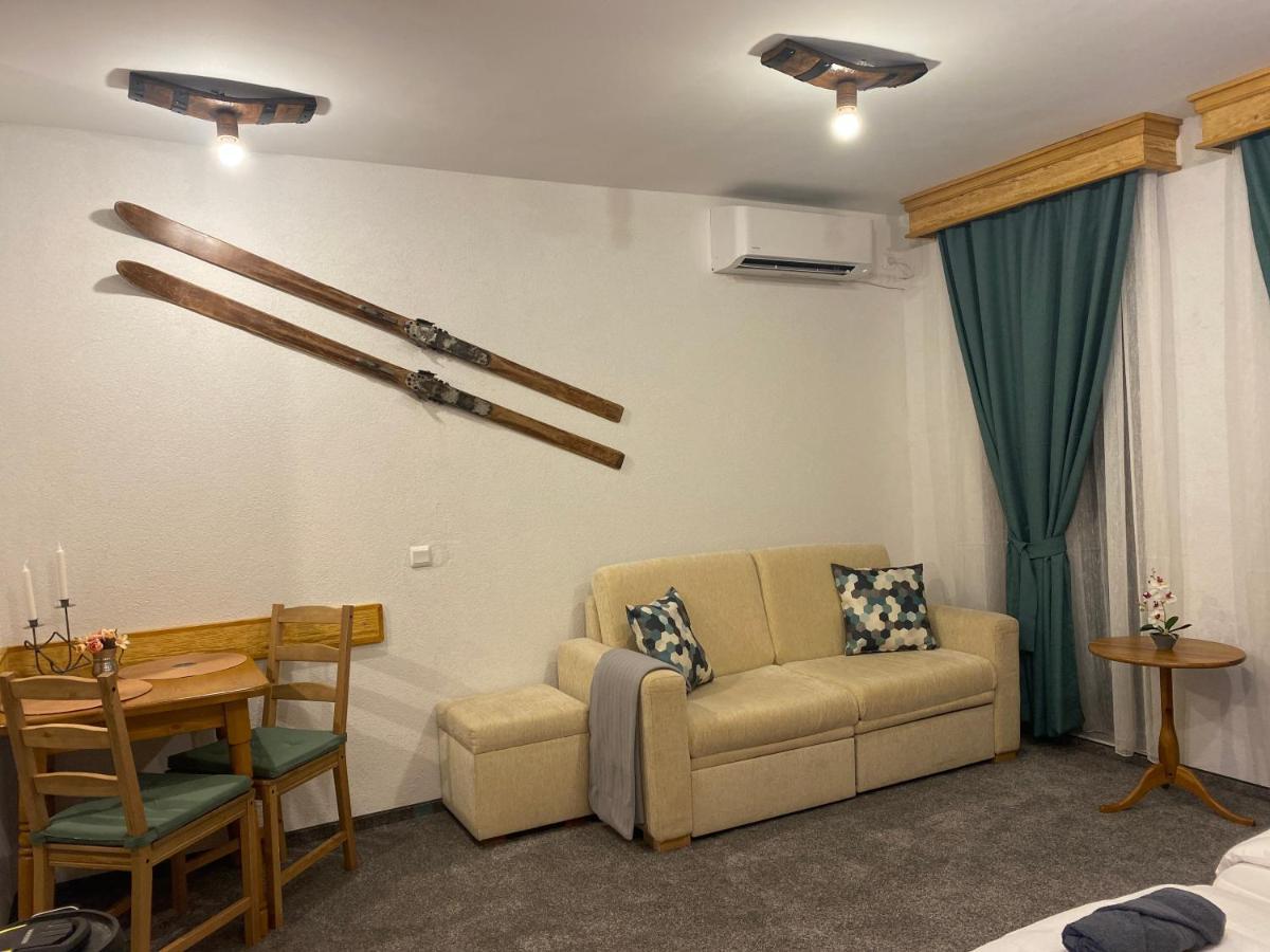 Luxury Private Studio In Green Life Bansko Esterno foto